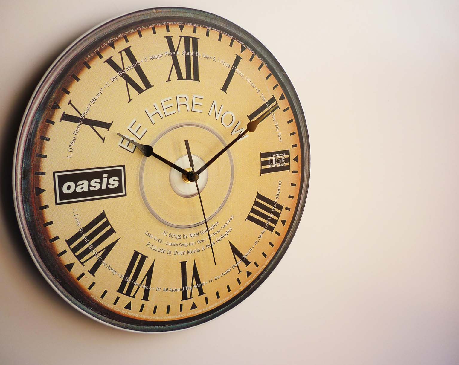 Oasis – Be Here Now CD Art – 12″ LP Vinyl Record Wall Clock